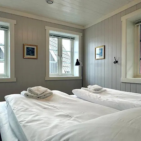 Ferienwohnung Reinefjorden Sjøhus Exterior foto