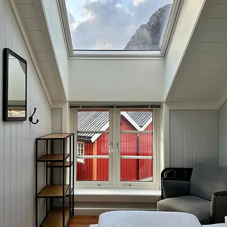 Ferienwohnung Reinefjorden Sjøhus Exterior foto