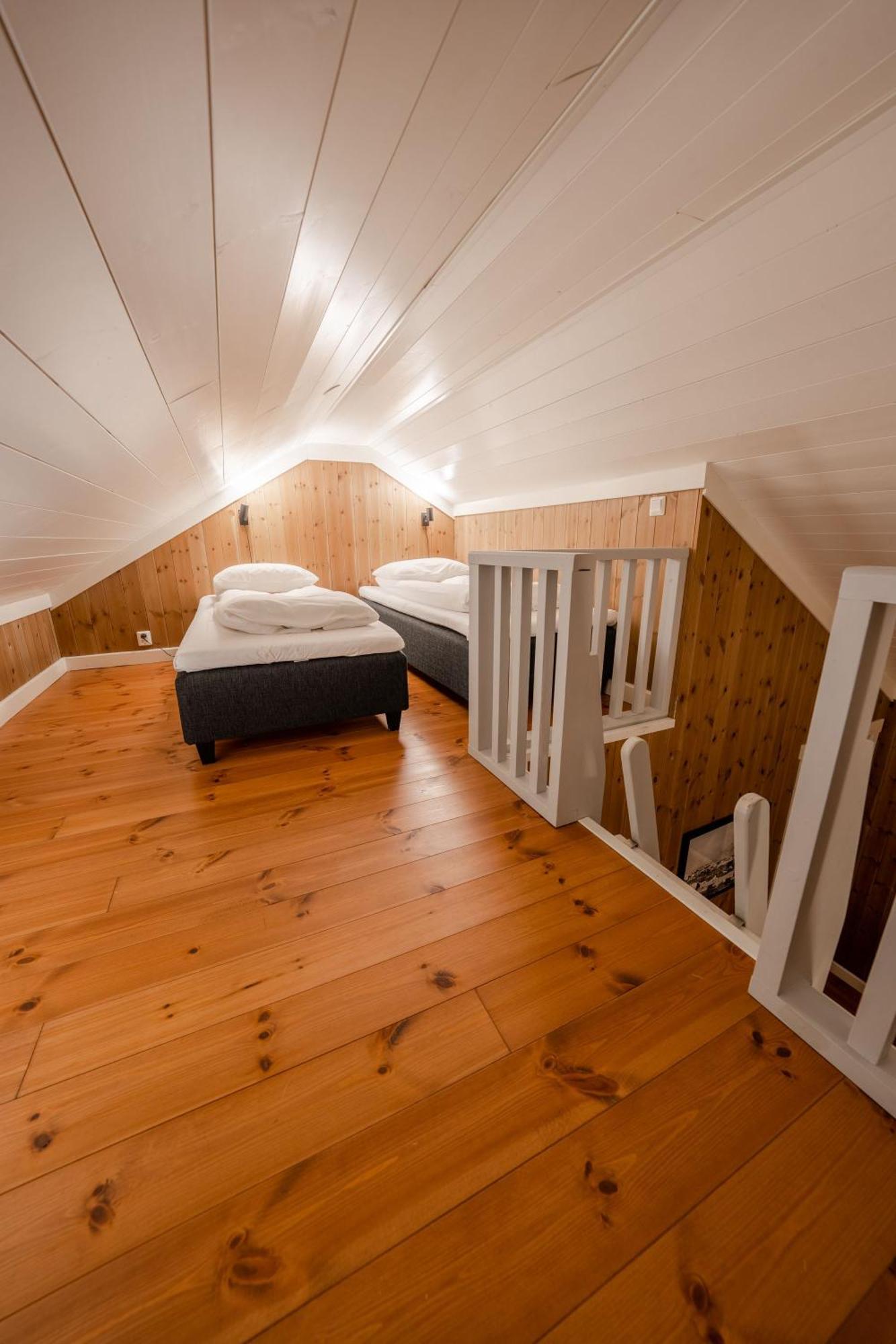 Apartment Reinefjorden Sjøhus *