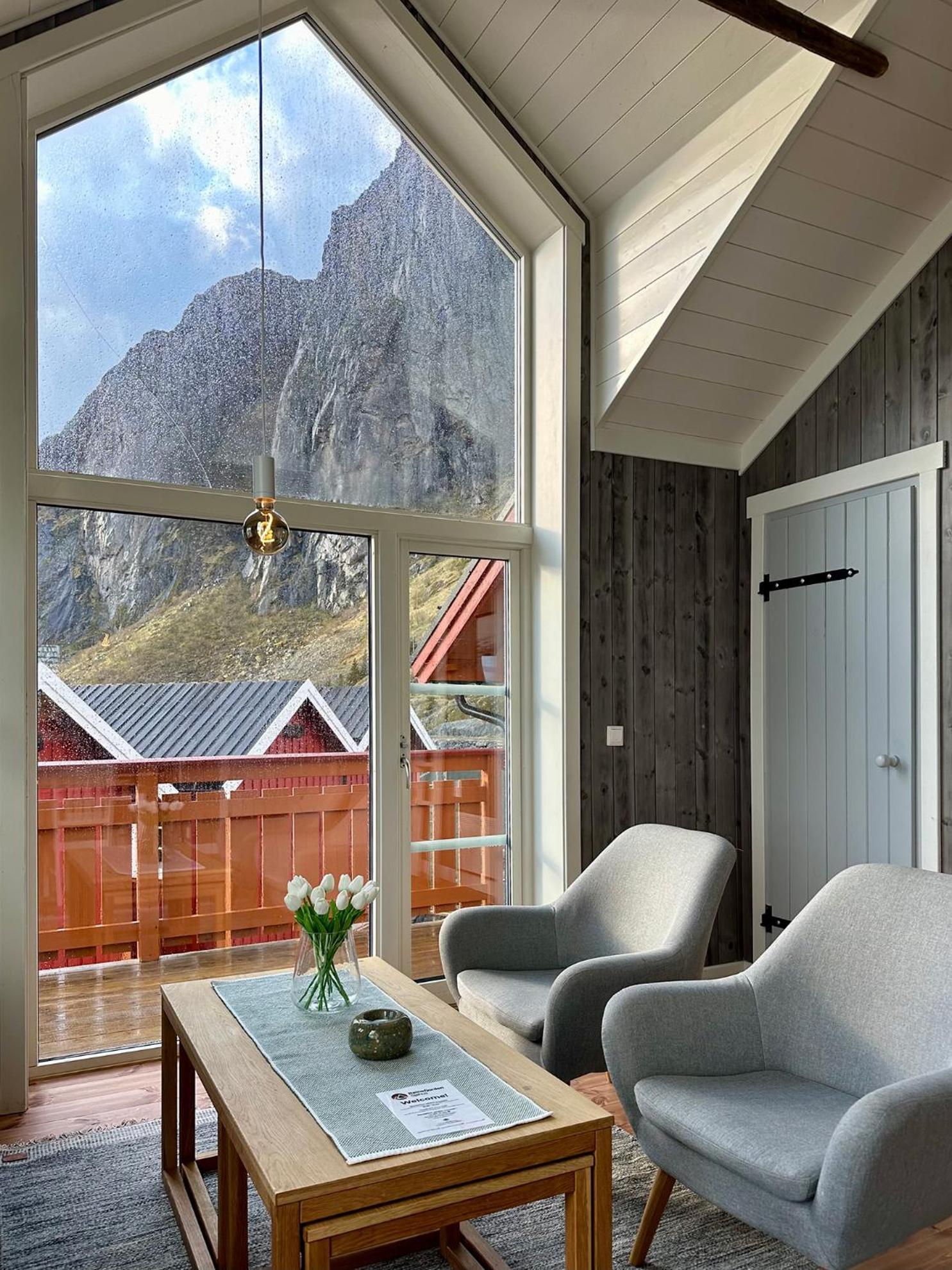 Reinefjorden Sjøhus *