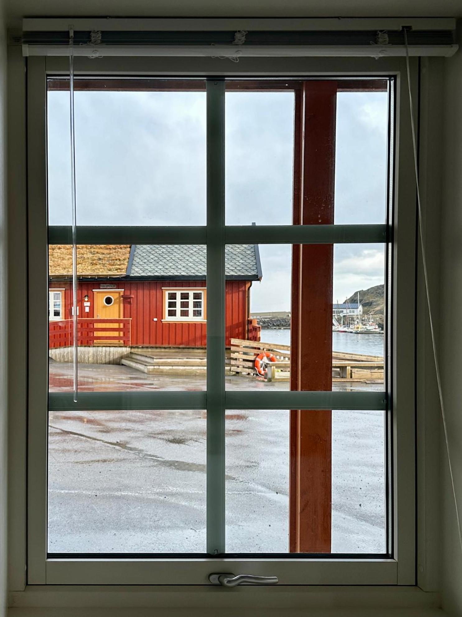 Reinefjorden Sjøhus Apartment